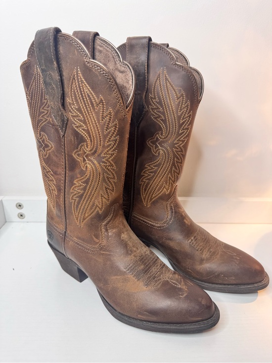 Ariat Shoes - NWOT Ariat Brown Embroidered Leather Western Cowboy Boots